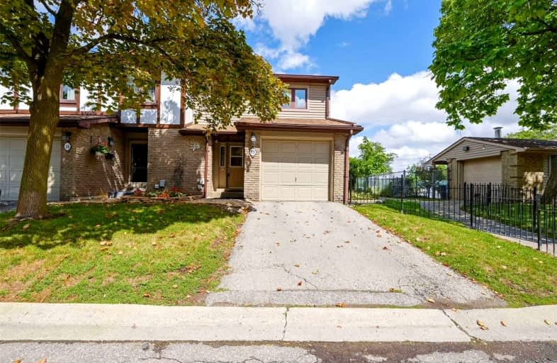 19-19 Greenwich Circle, Brampton | Image 1