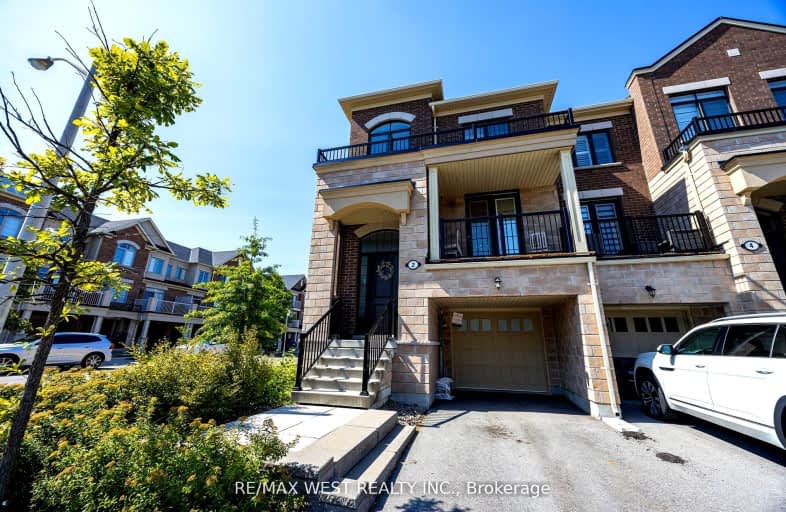 Upper-2 Augustus Terrace, Toronto | Image 1