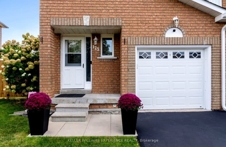 123-200 Cresthaven Road, Brampton | Image 1