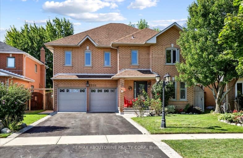 2326 Mowat Avenue, Oakville | Image 1