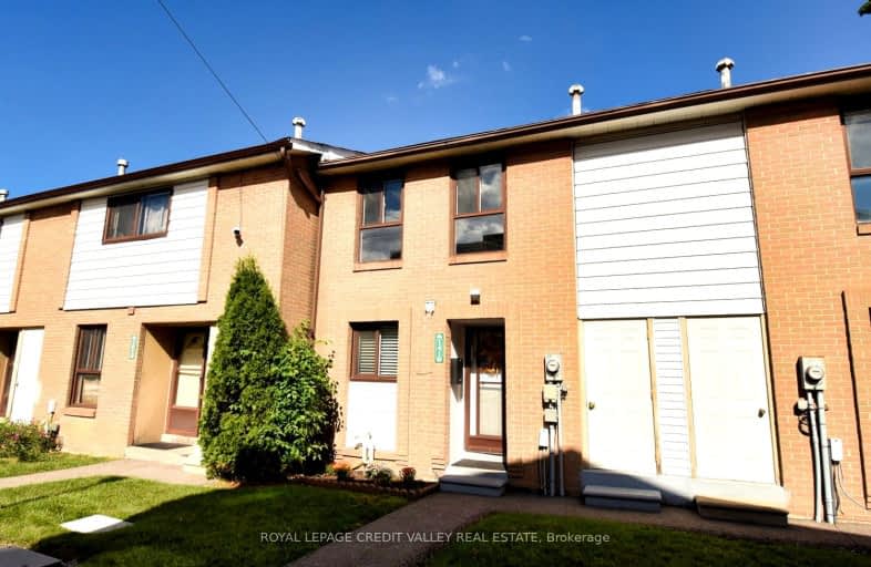 141-141 Fleetwood Crescent, Brampton | Image 1