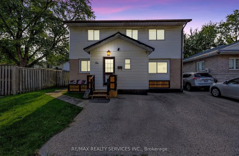 10 Gatsby Square, Brampton | Image 1