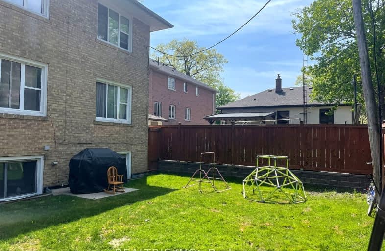 18 Muskoka Avenue, Toronto | Image 1