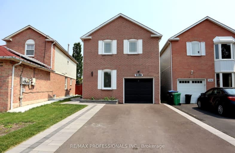 Lower-3188 Cambourne Crescent, Mississauga | Image 1