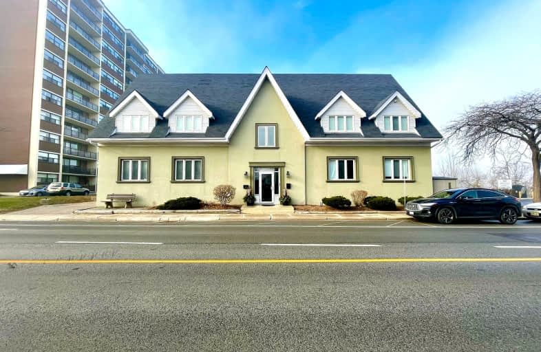 200-151 Randall Street, Oakville | Image 1