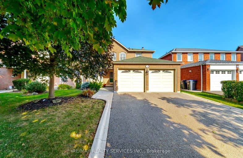 31 Newbury Crescent, Brampton | Image 1