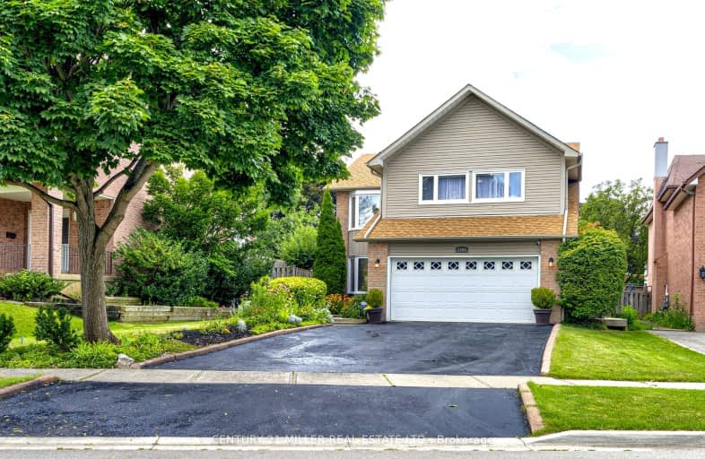 1095 Queens Avenue, Oakville | Image 1