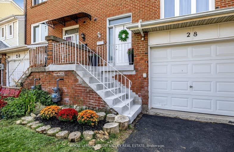 28 Kincaid Court, Brampton | Image 1