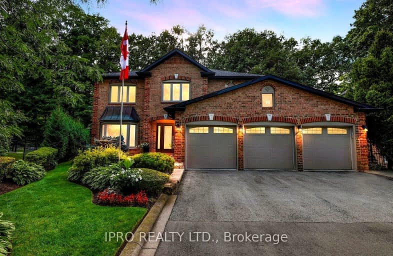 16 Grand Oaks Court, Brampton | Image 1