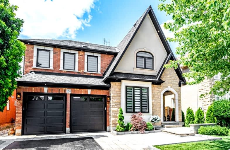 3390 Fox Run Circle, Oakville | Image 1