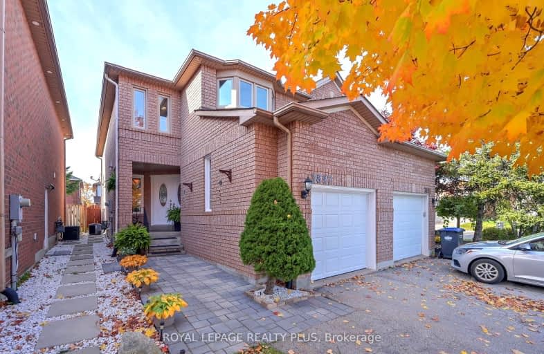 3897 Honey Locust Trail, Mississauga | Image 1