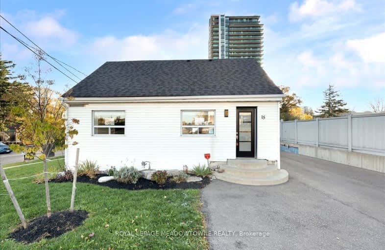 15 Centre Street South, Brampton | Image 1