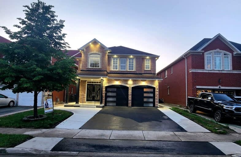 32 Charger Lane, Brampton | Image 1