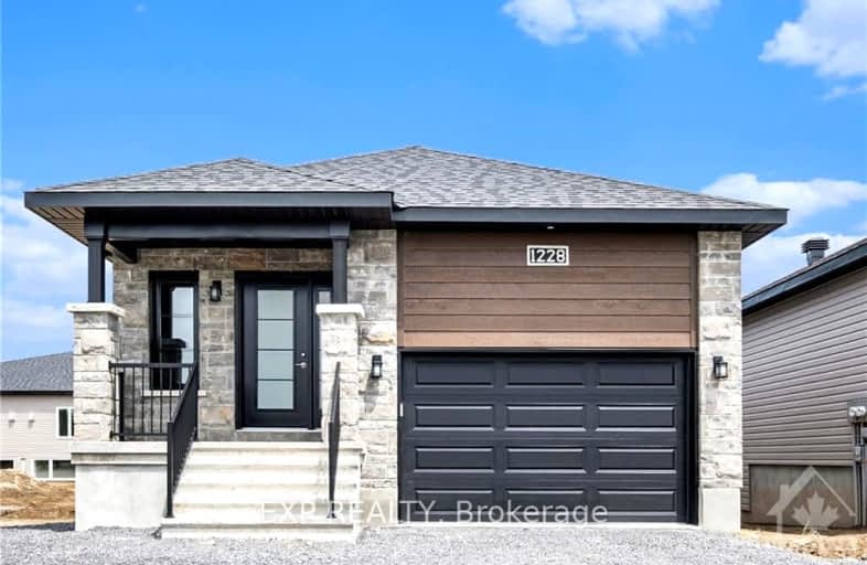 A-1228 Bourdeau Crescent, Russell | Image 1