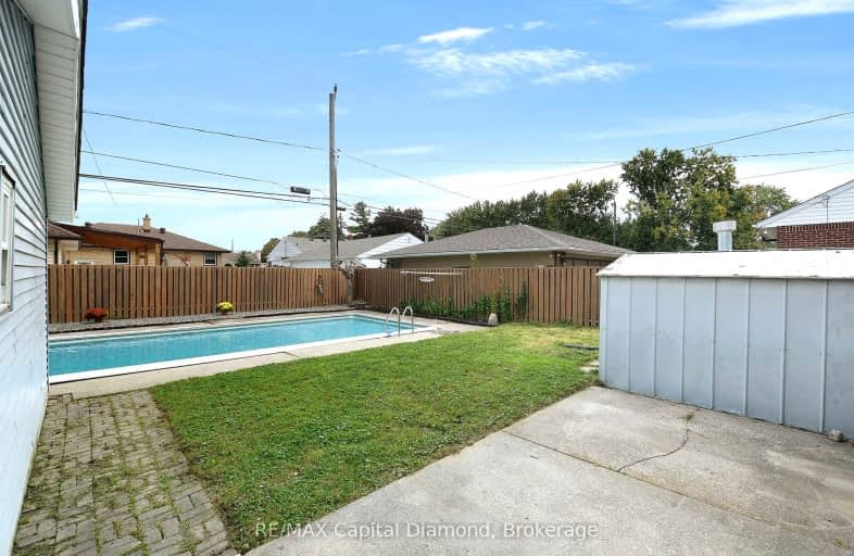 3521 Dominion Boulevard, Windsor | Image 1