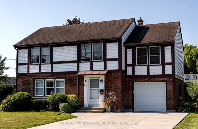 7967 Sarah Street, Niagara Falls | Image 1