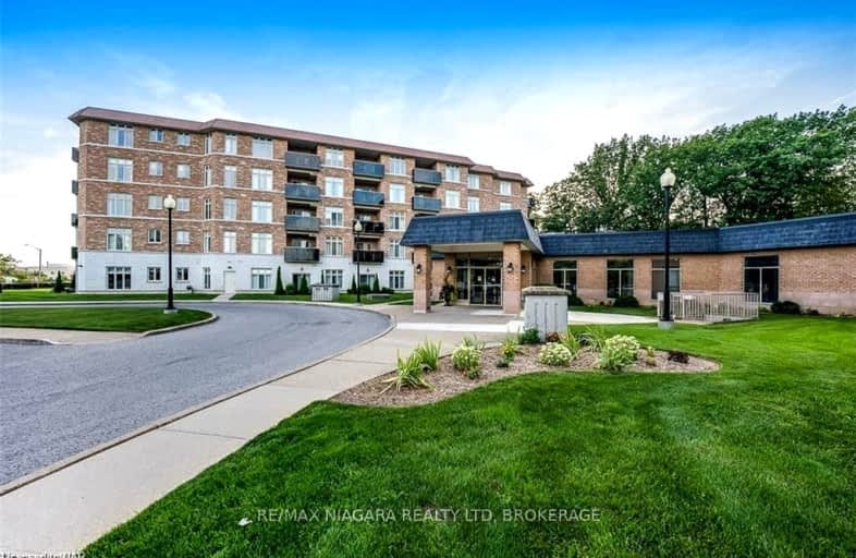 523-8111 Forest Glen Drive, Niagara Falls | Image 1