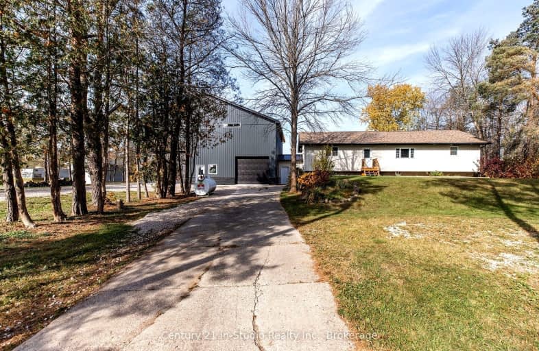 9 Maple Drive, Northern Bruce Peninsula | Image 1