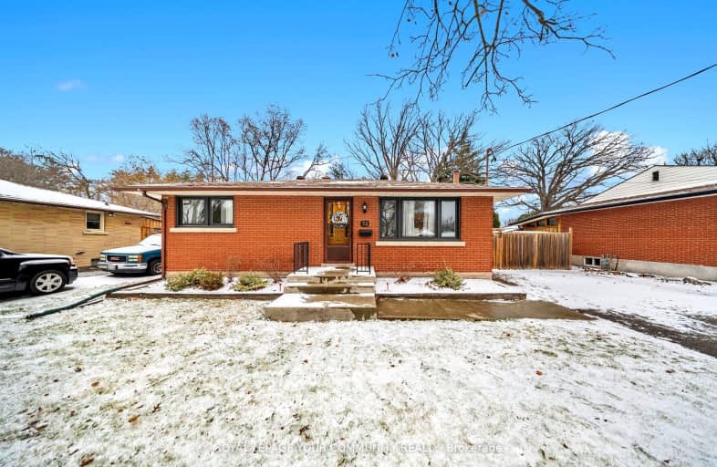 32 Collingdon Drive, Brantford | Image 1