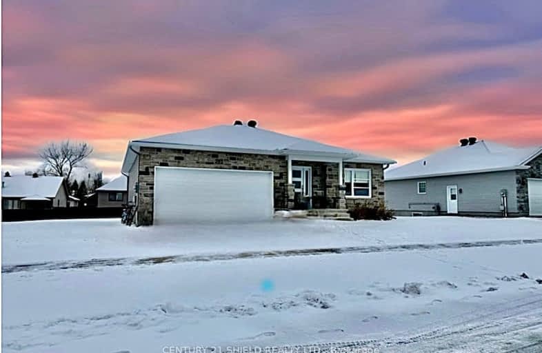 292 Gillis Avenue, Cornwall | Image 1