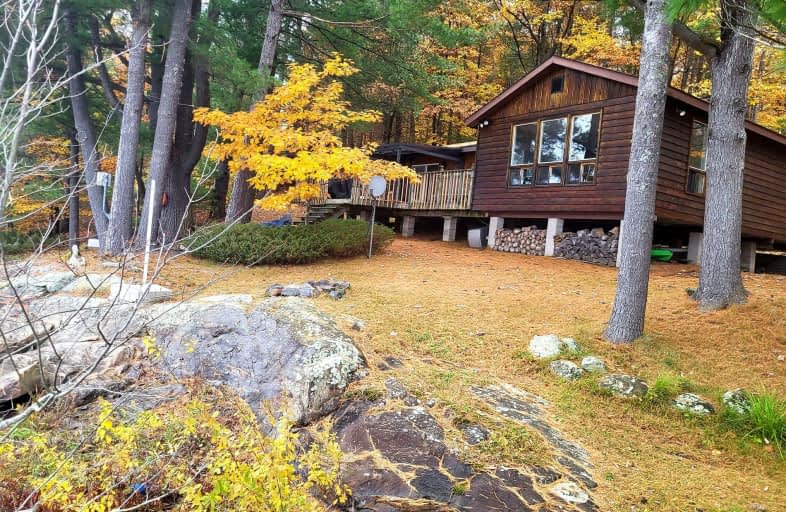 1212- 6 Wahta 2 Road, Georgian Bay | Image 1