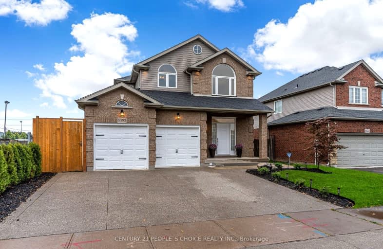 8383 Heikoop Crescent, Niagara Falls | Image 1