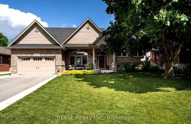 8 Runnymede Road, Port Colborne | Image 1