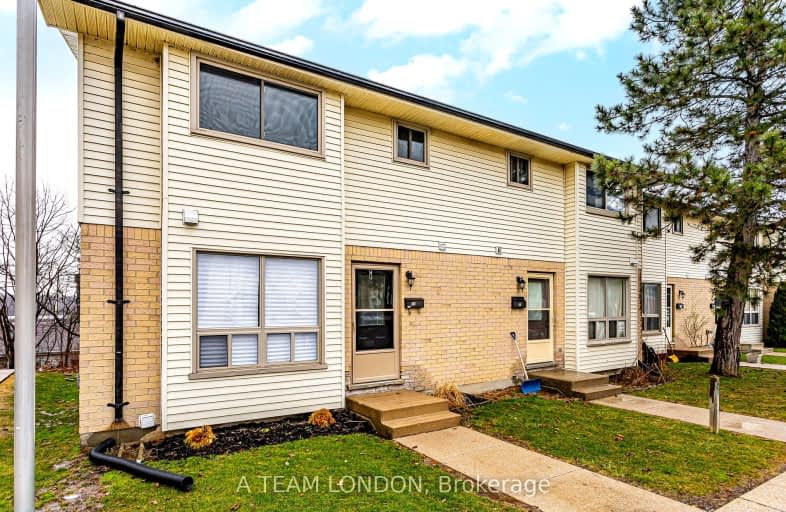 38-355 Sandringham Crescent, London | Image 1