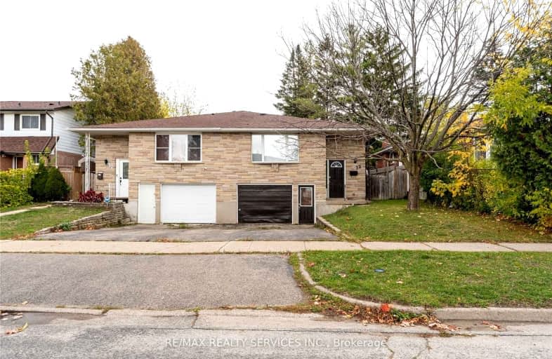 32 Obermeyer Drive, Kitchener | Image 1