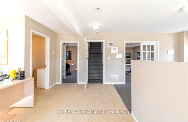 321 Springbank Drive, London | Image 1