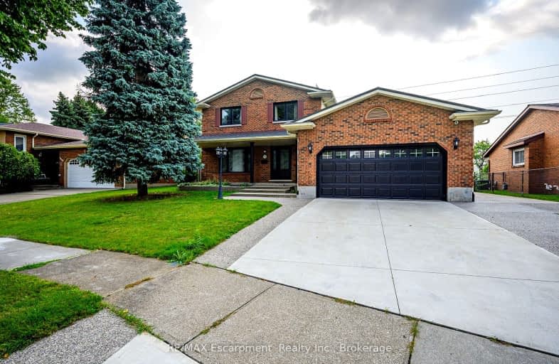 7102 Burbank Crescent, Niagara Falls | Image 1