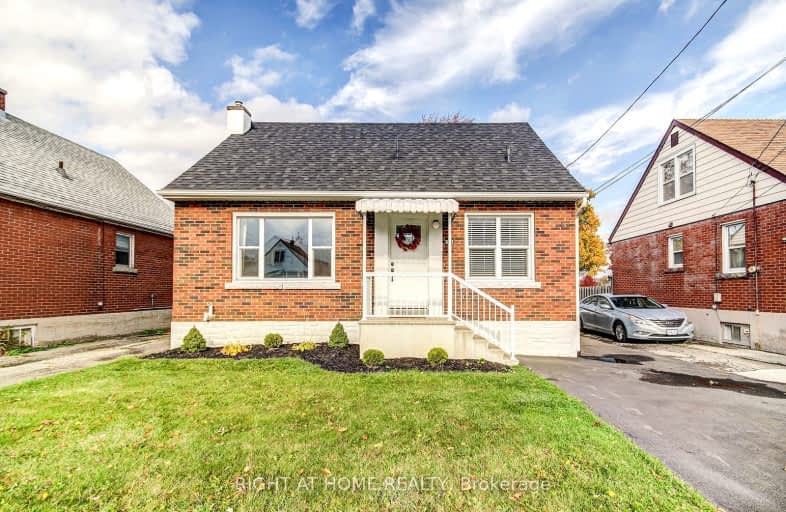 Upper-631 Queensdale Avenue East, Hamilton | Image 1