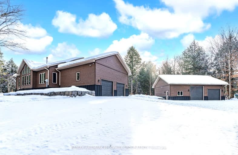 4571 Aspdin Road, Muskoka Lakes | Image 1