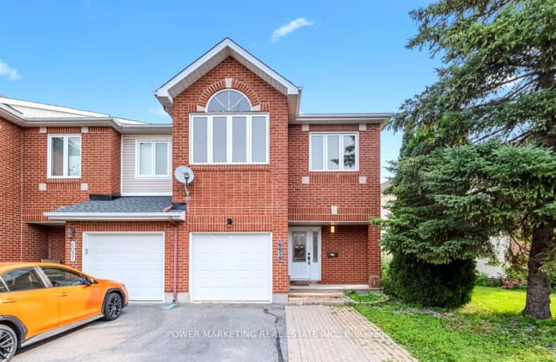 6059 Pineglade Crescent, Orleans - Convent Glen and Area | Image 1