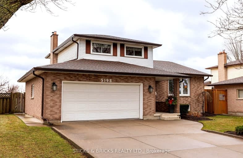 5198 Valley View Crescent, Niagara Falls | Image 1