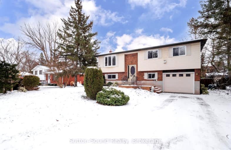 725 11th Street West, Owen Sound | Image 1