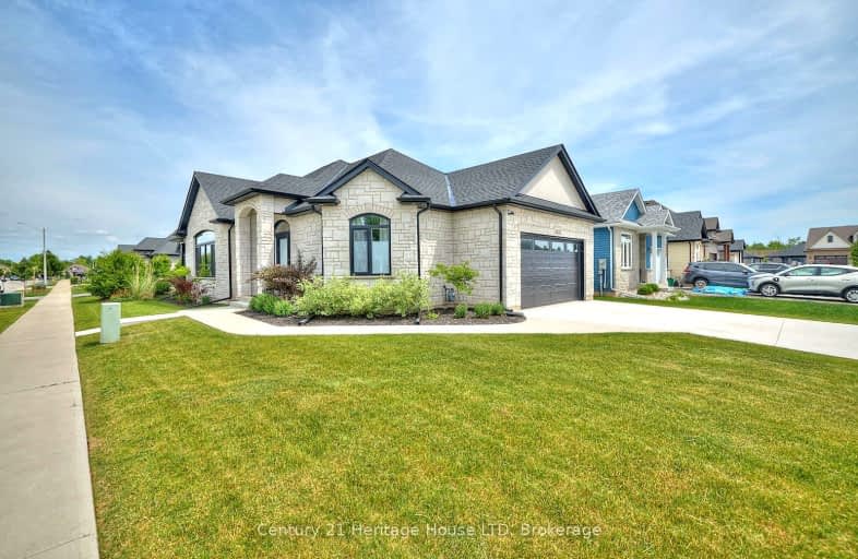 4242 Village Creek Drive, Fort Erie | Image 1