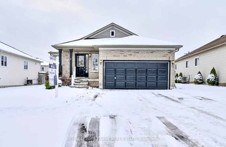 6 Rapley Boulevard, Port Hope | Image 1