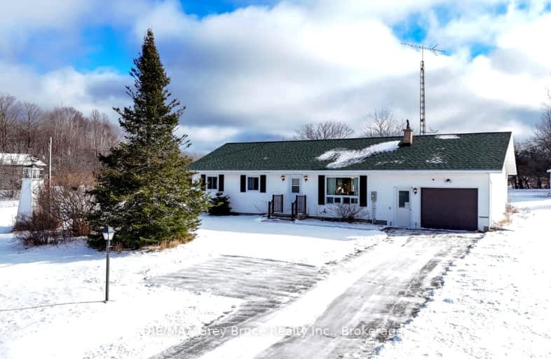 26 Maple Golf Crescent, Northern Bruce Peninsula | Image 1