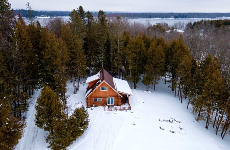 8 Tanager Trail, Whitewater Region | Image 1