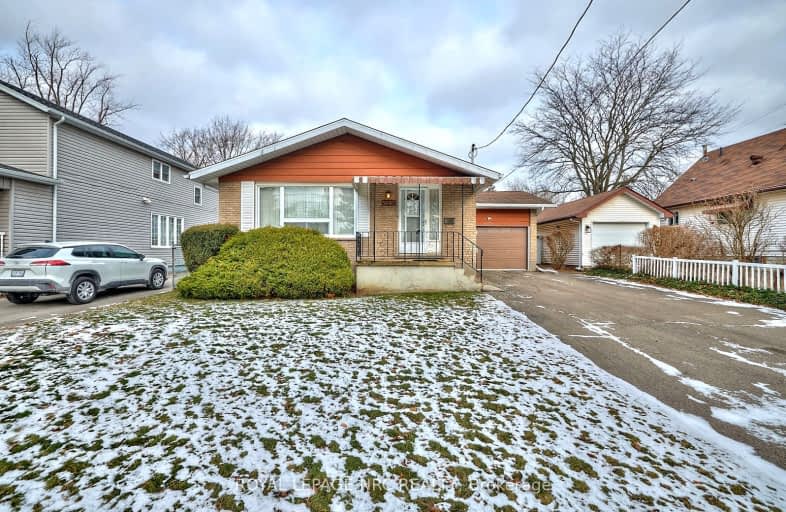 5687 Murray Street, Niagara Falls | Image 1