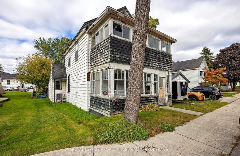 308 Brock Street, Gananoque | Image 1