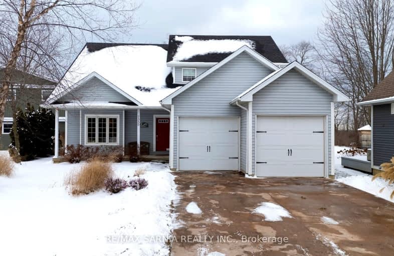 7359 Blue Point Bay Path, Plympton Wyoming | Image 1