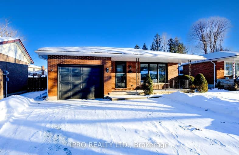 18 Martinglen Crescent, Kitchener | Image 1