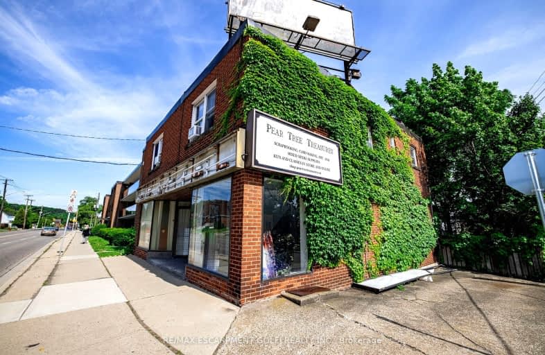 1813 King Street East, Hamilton | Image 1