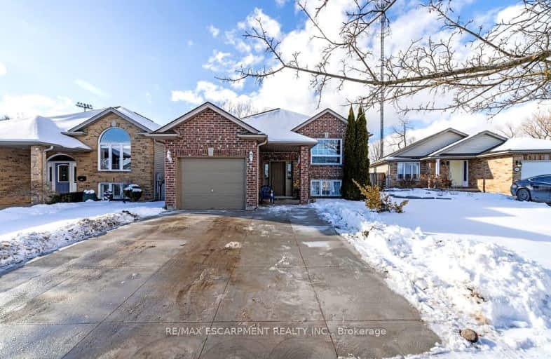 291 Saint Lawrence Drive, Welland | Image 1