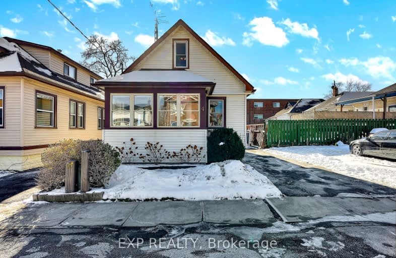 4 Manning Street, St. Catharines | Image 1