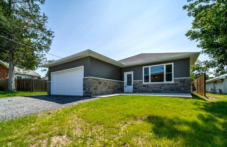 16 Palace Road, Greater Napanee | Image 1