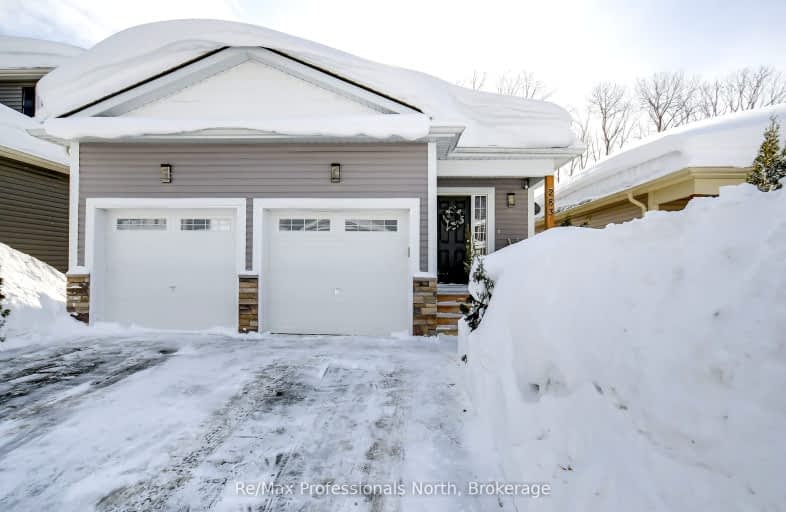 283 Pine Street, Gravenhurst | Image 1