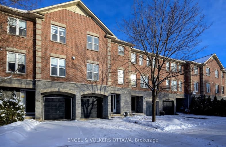 165 Arcola Private, Overbrook - Castleheights and Area | Image 1